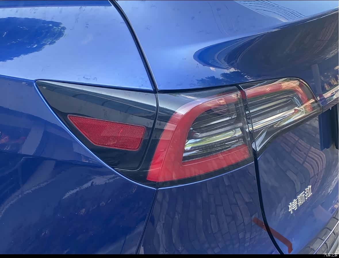 Tesla Model Y, 2022 12