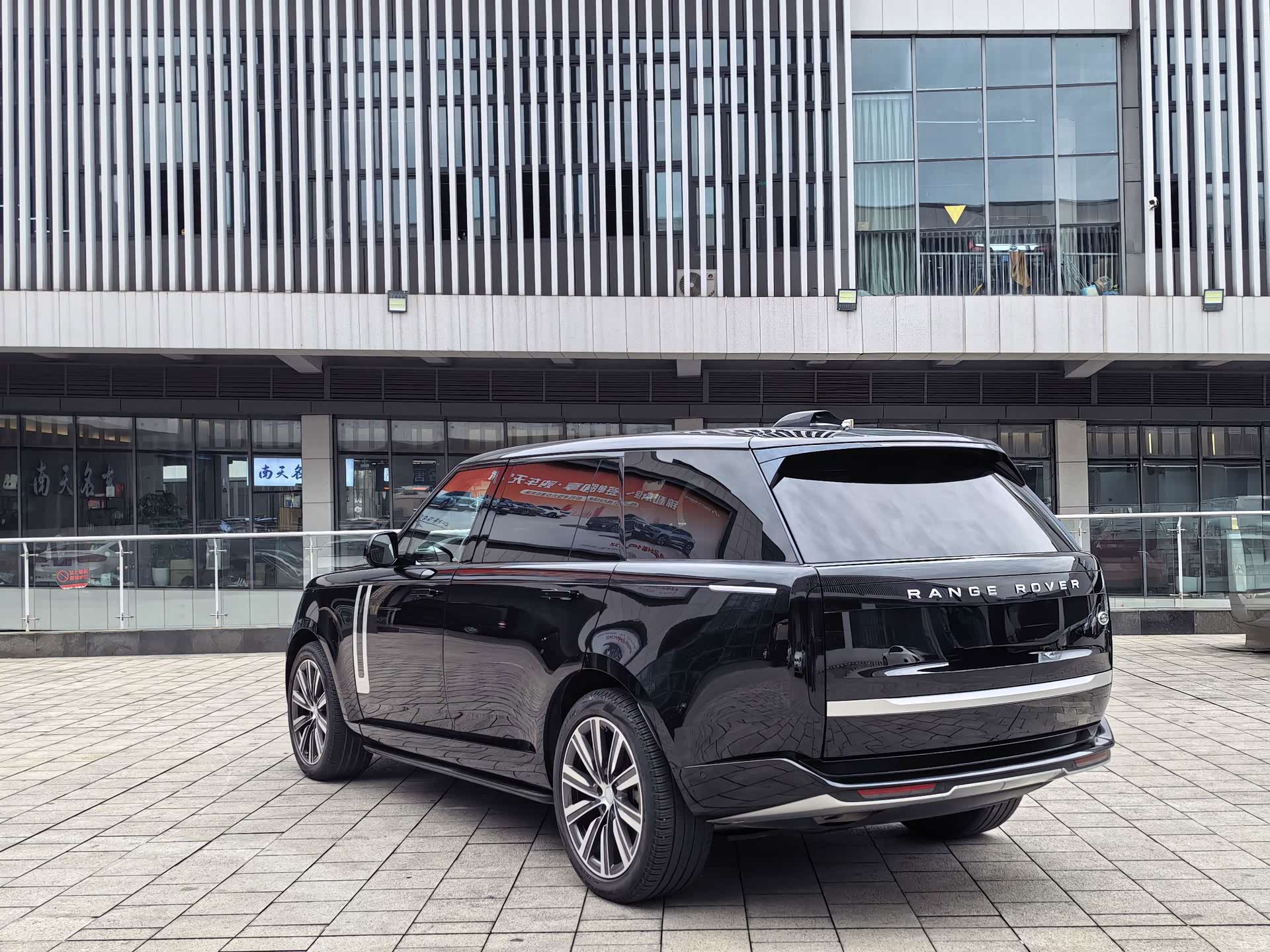 Land Rover Range Rover, 2022 19