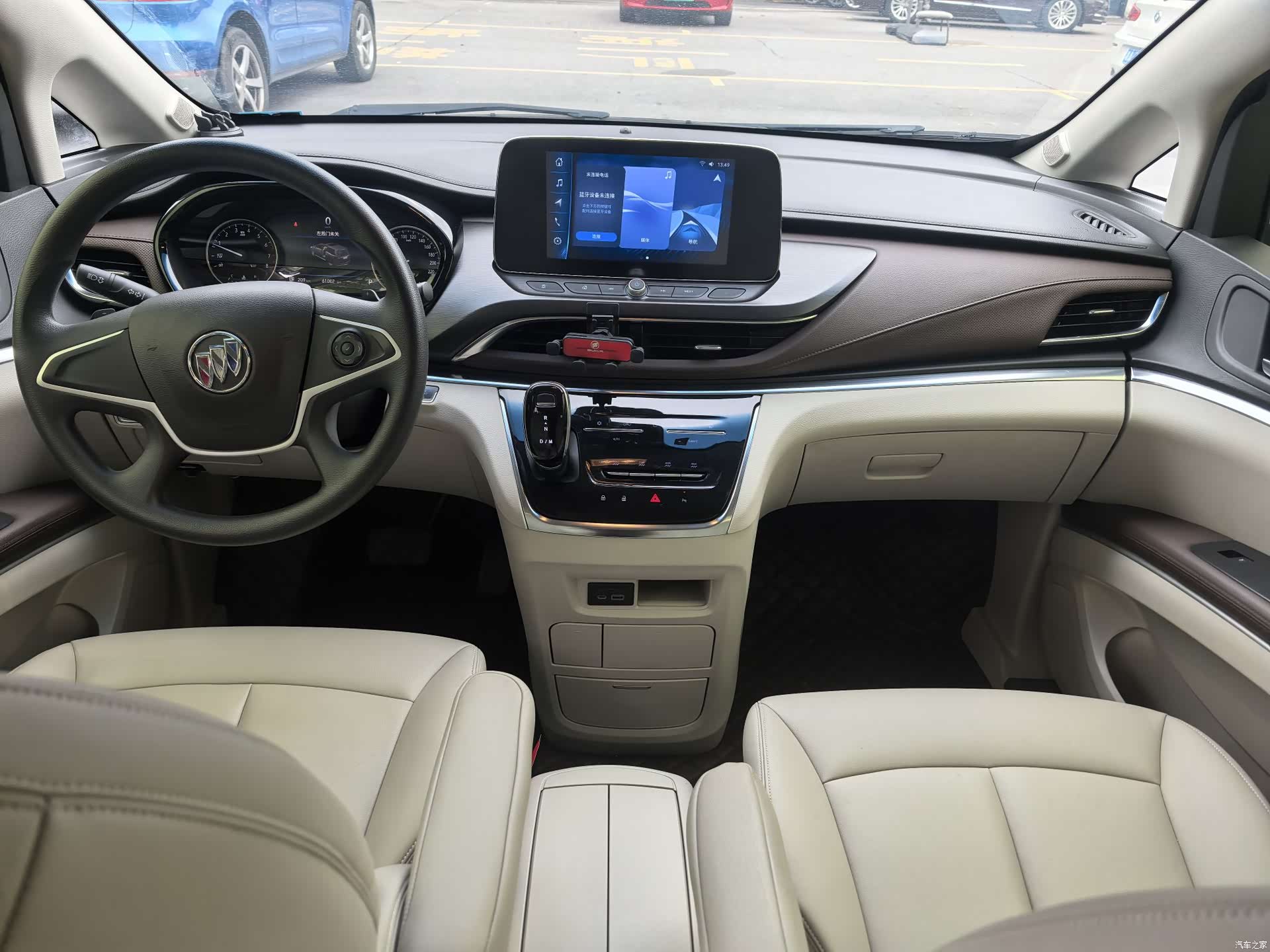 Buick GL8, 2023 10