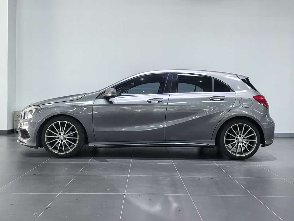 Mercedes-Benz Class A Mercedes-Benz Class A