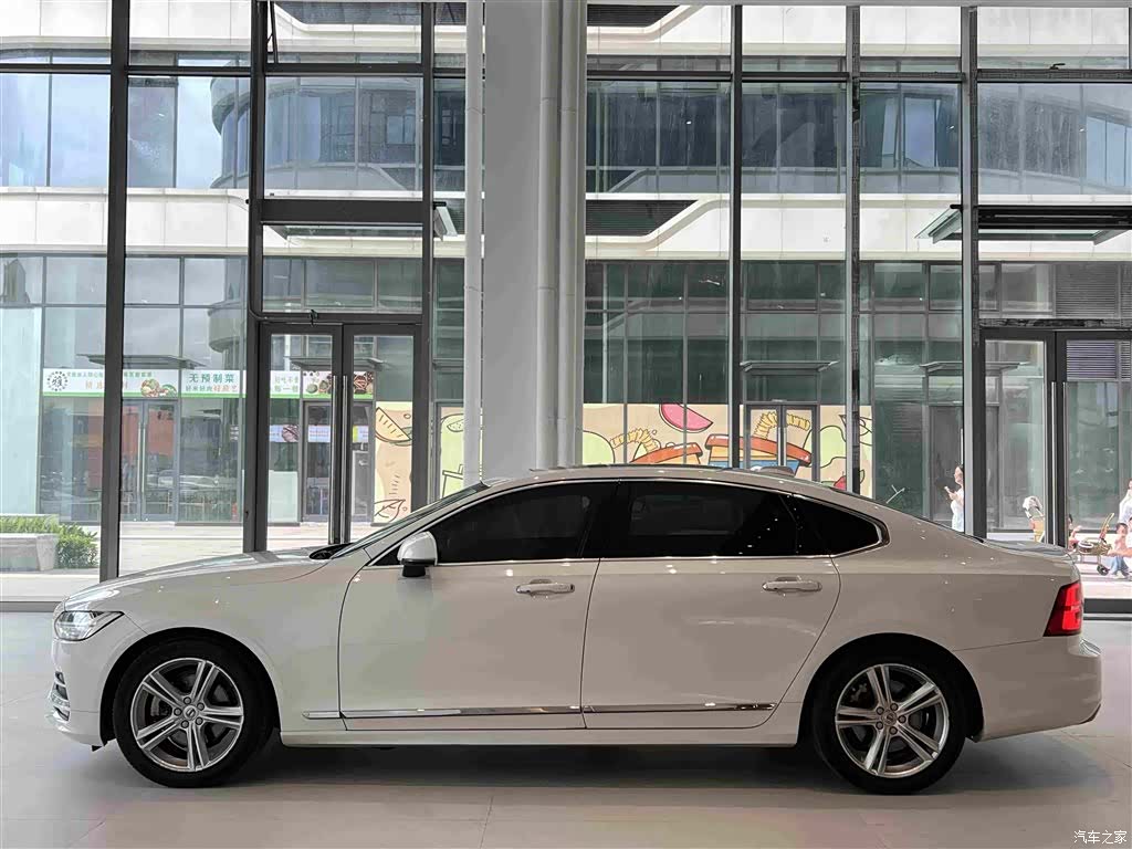 Volvo S90, 2018 10