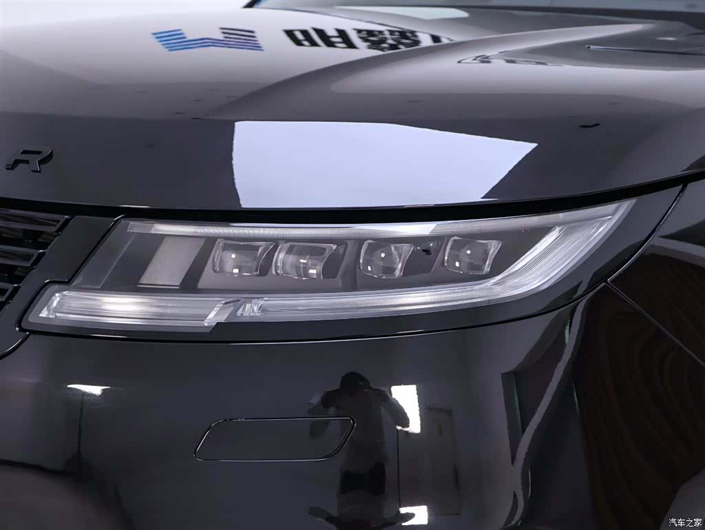 Land Rover Range Rover, 2026 4