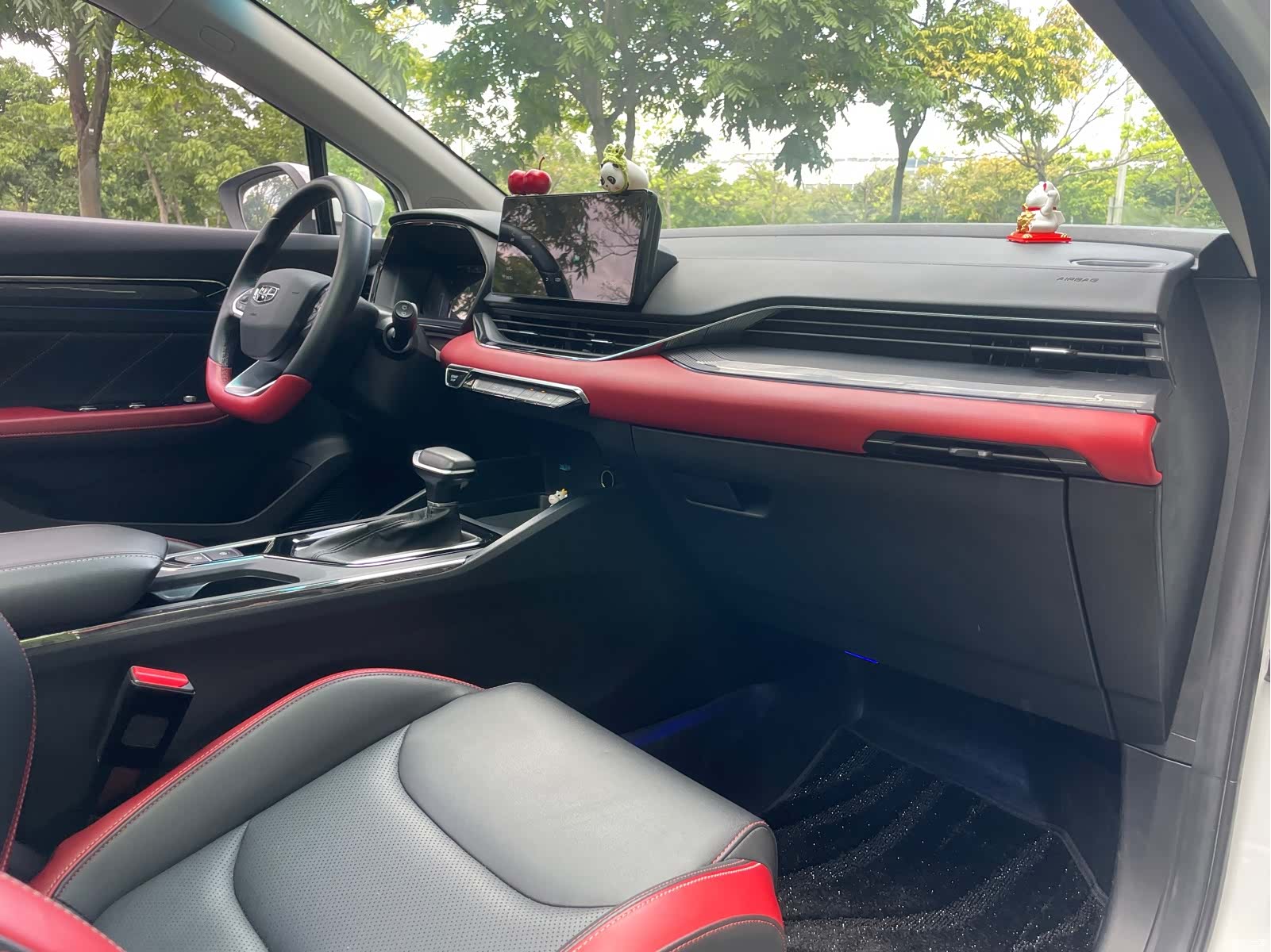 Geely Emgrand, 2021 17