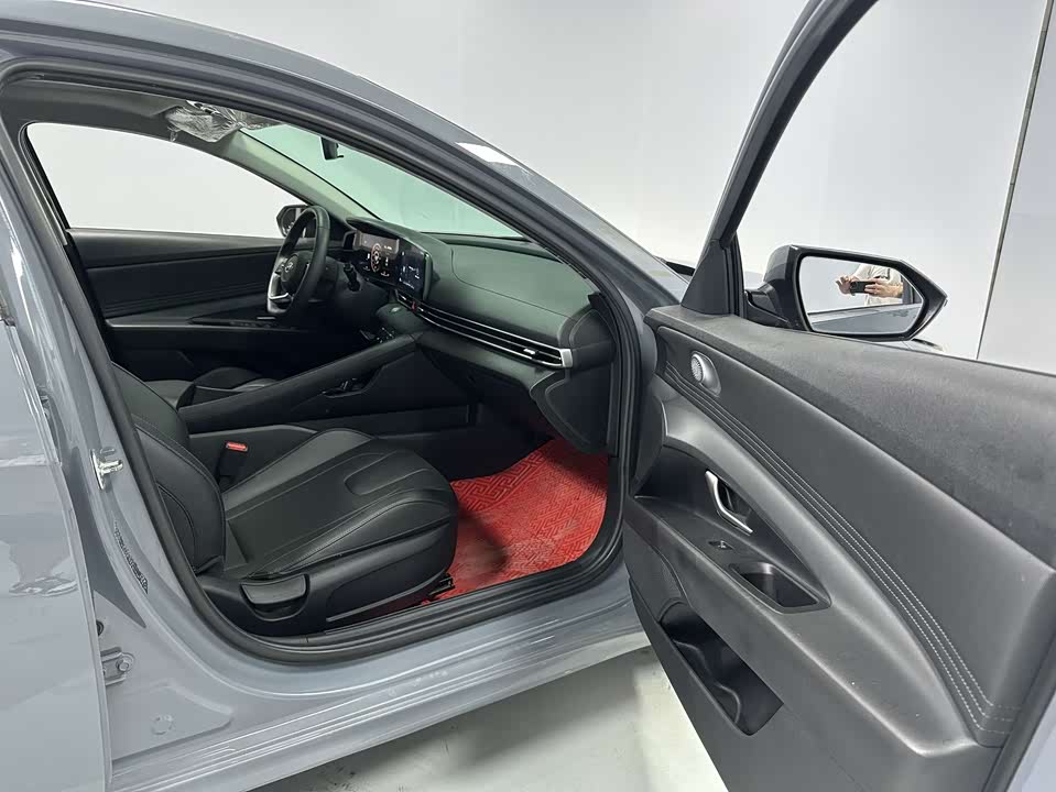 Hyundai Elantra Hyundai Elantra