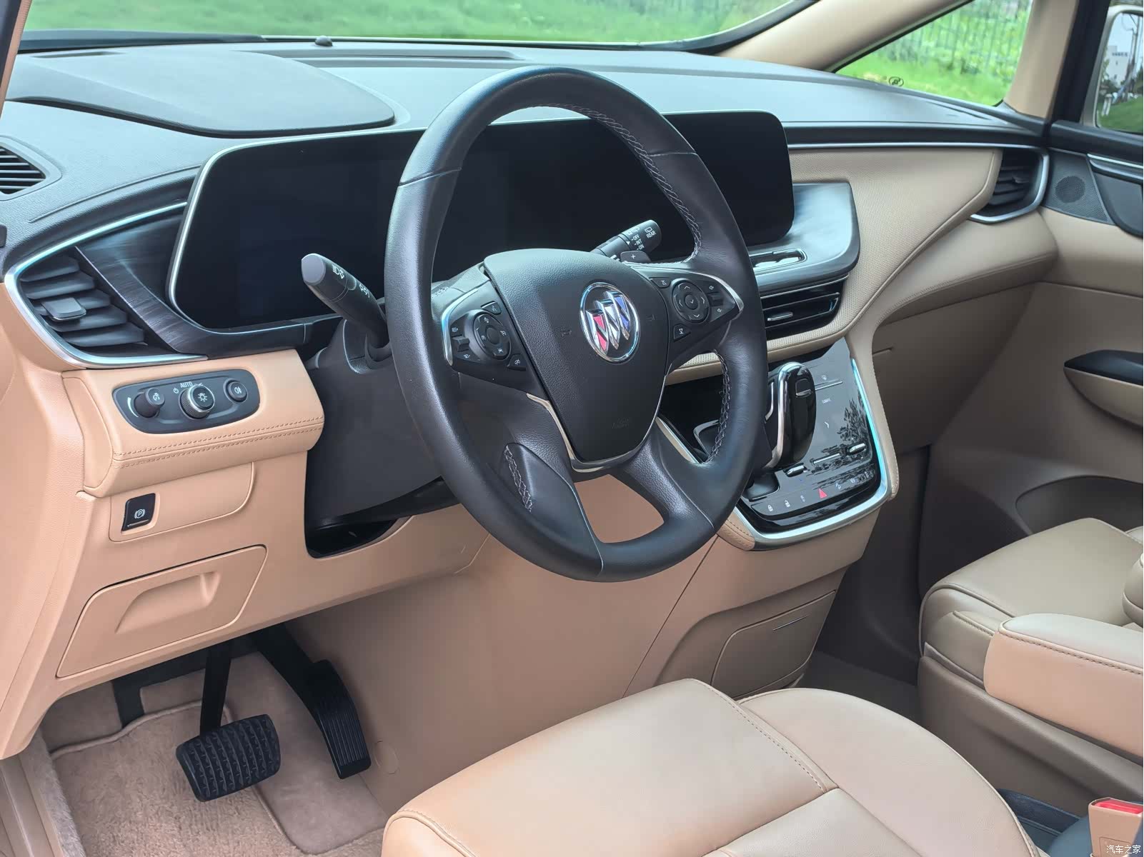 Buick GL8, 2020 4
