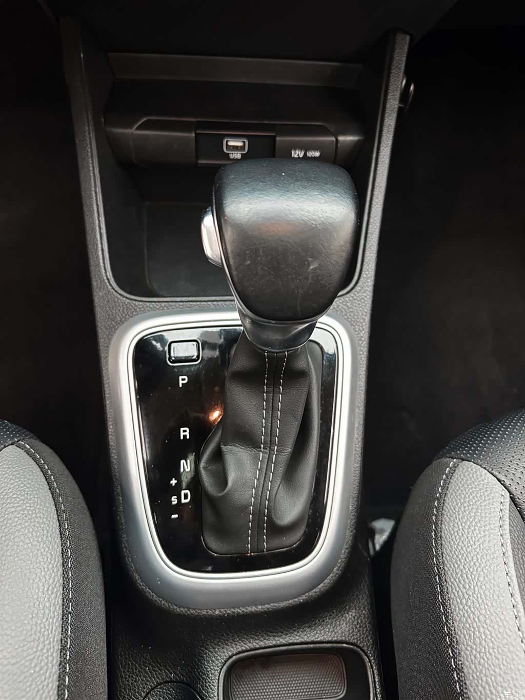 Kia KX1, 2023 13