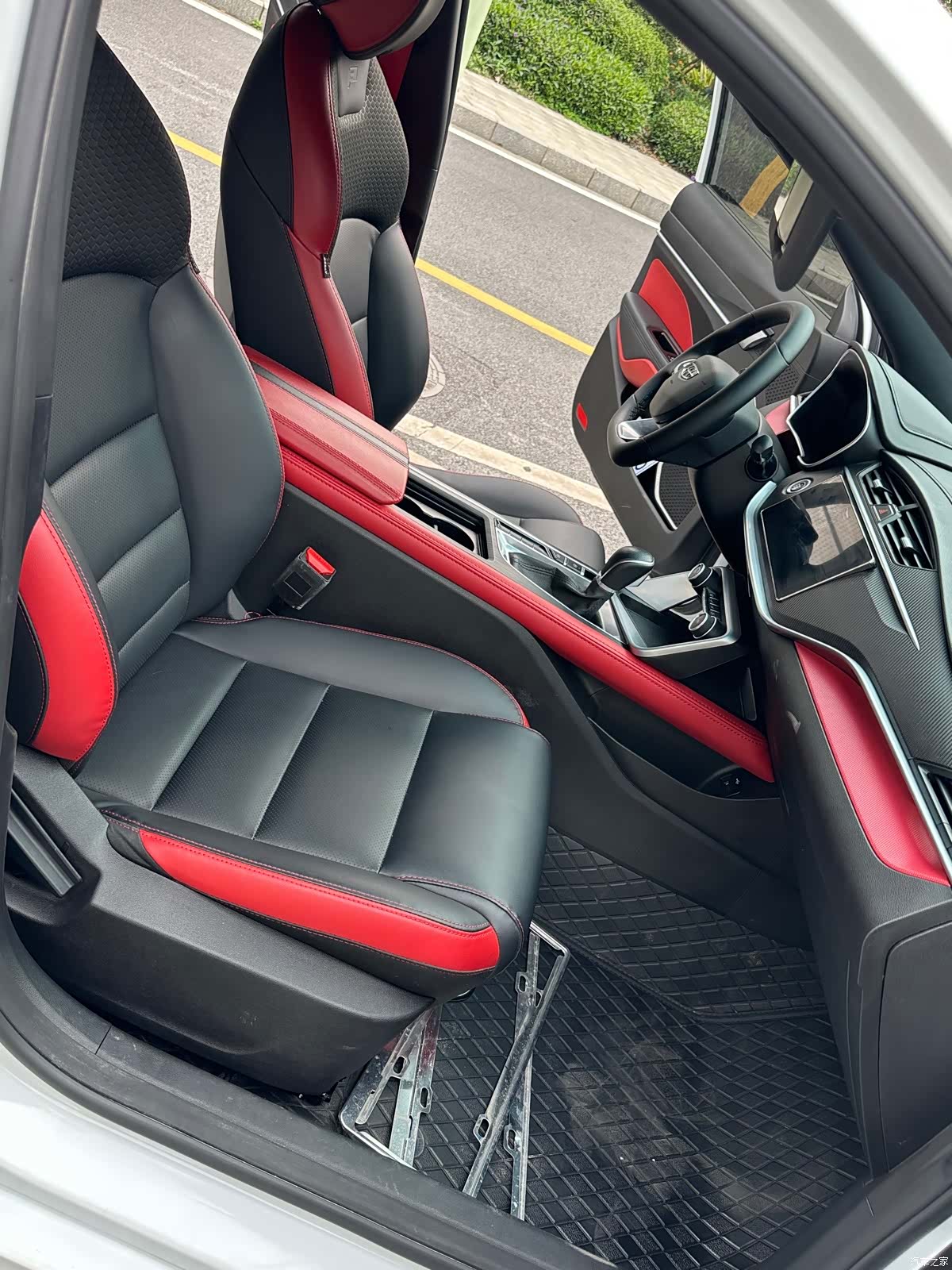 Geely Binray, 2021 9