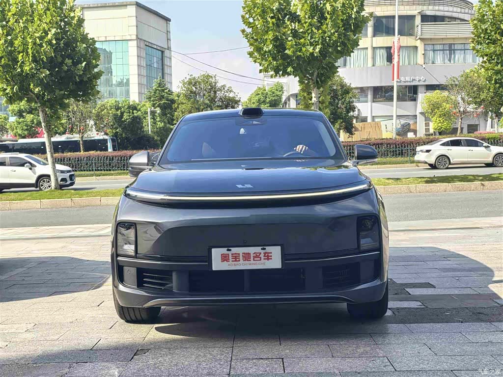Li Auto L8, 2023 2