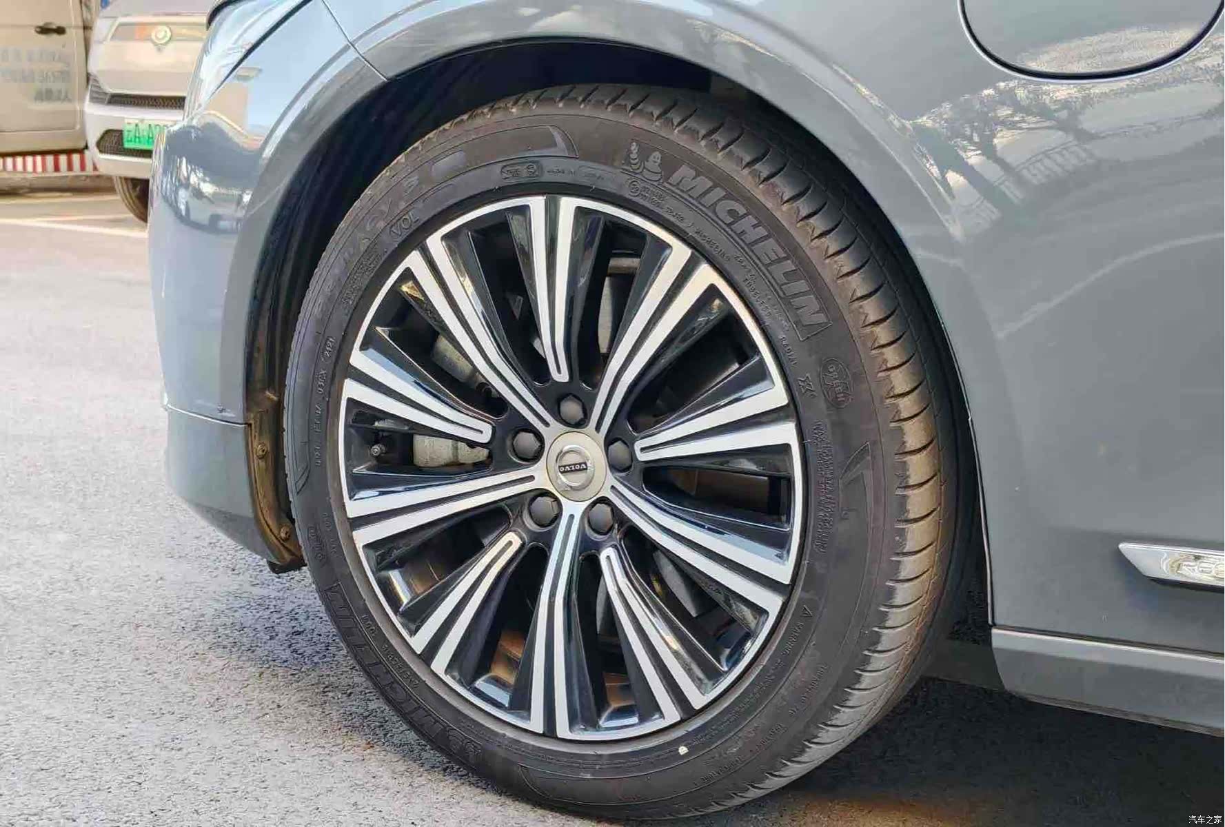 Volvo S90, 2022 23