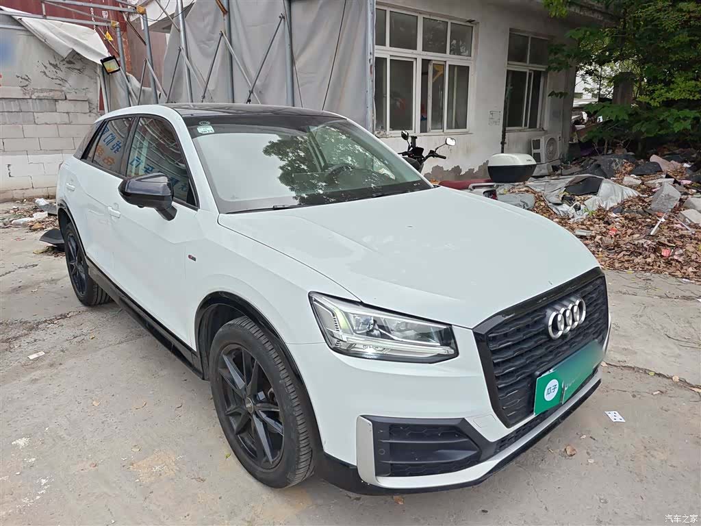 Audi Q2L, 2021 4
