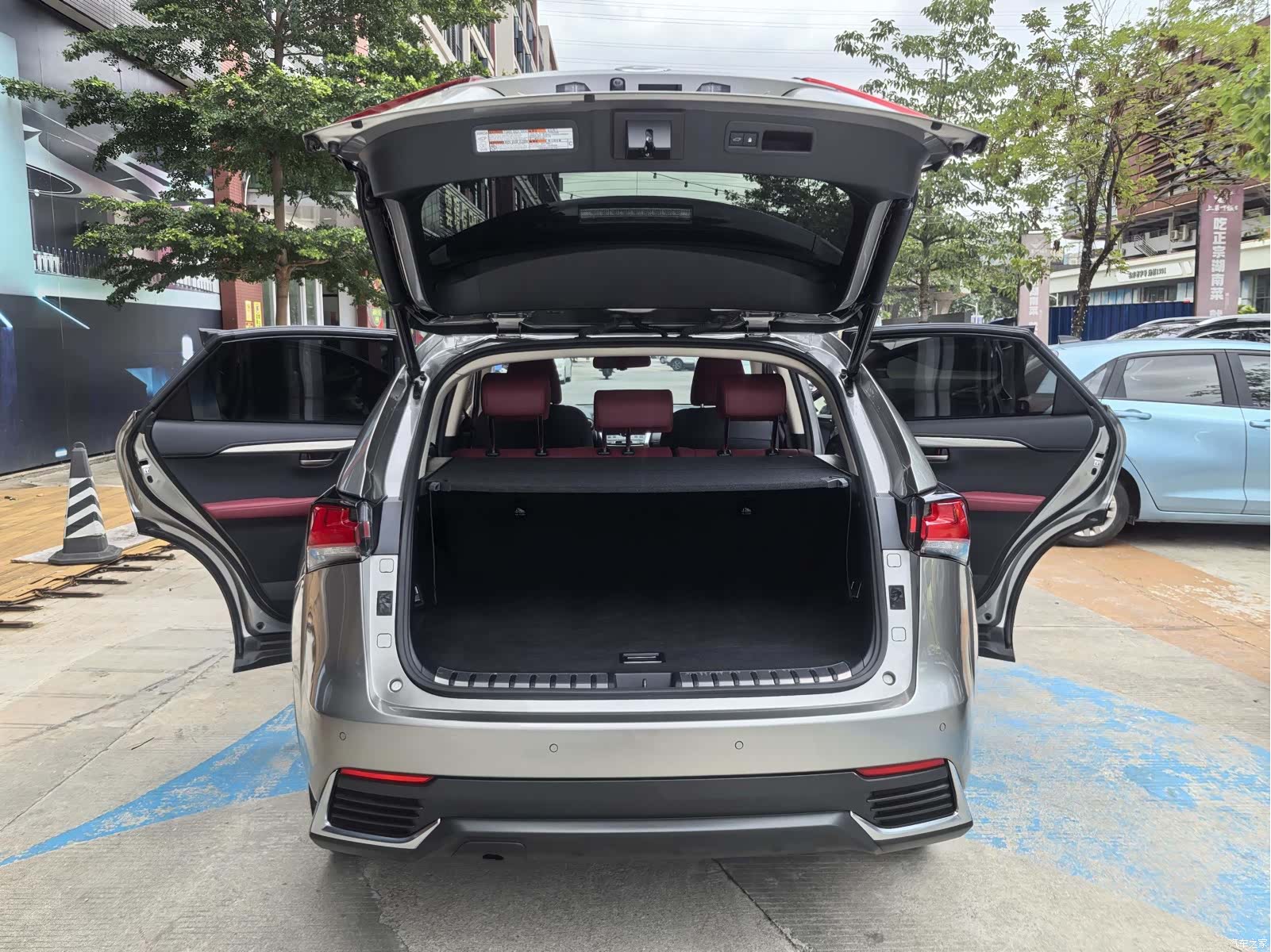 Lexus NX, 2021 10