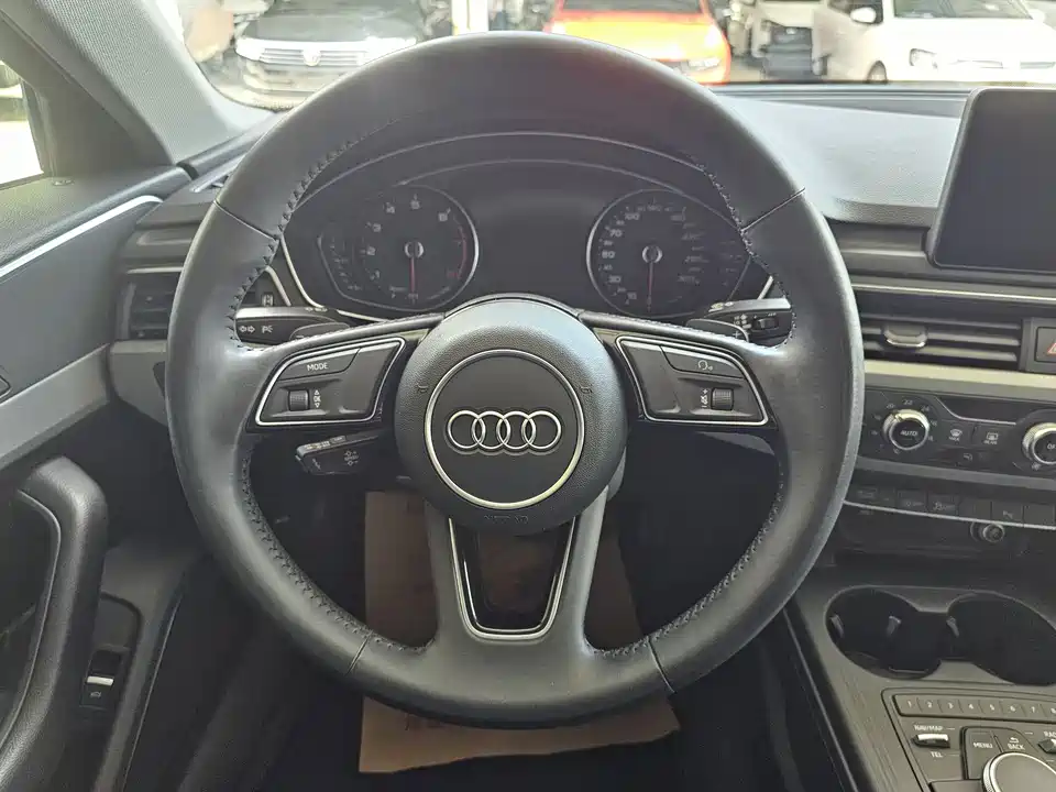 Audi A4L