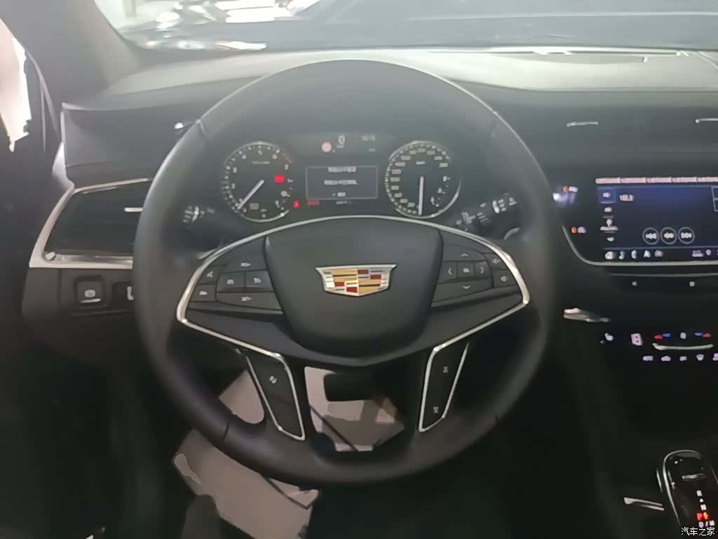 Cadillac XT5, 2020 11