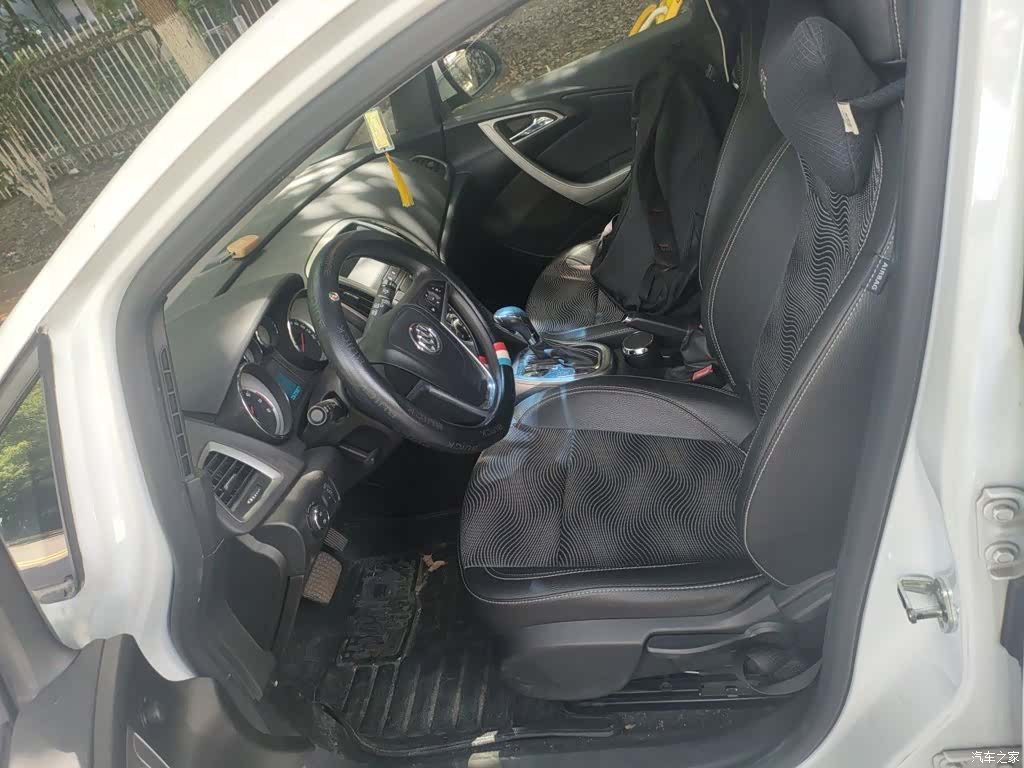 Buick XT, 2015 8