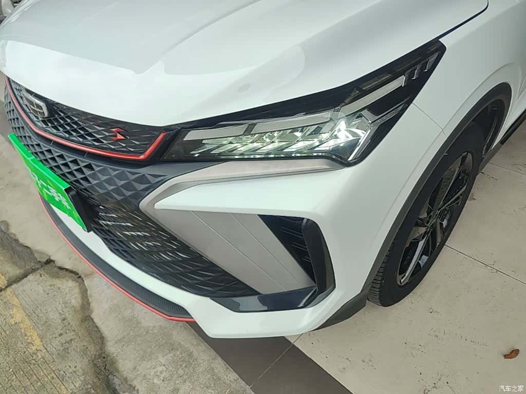 Geely Coolray, 2023 24
