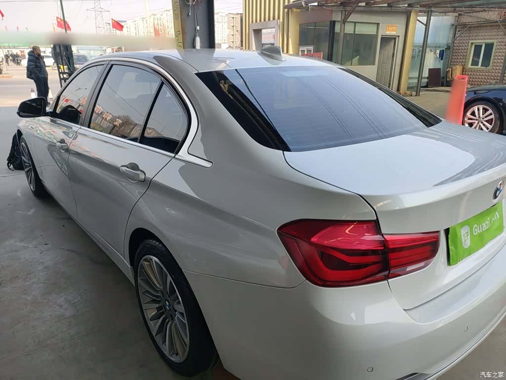 BMW 3 Series, 2018 все фото