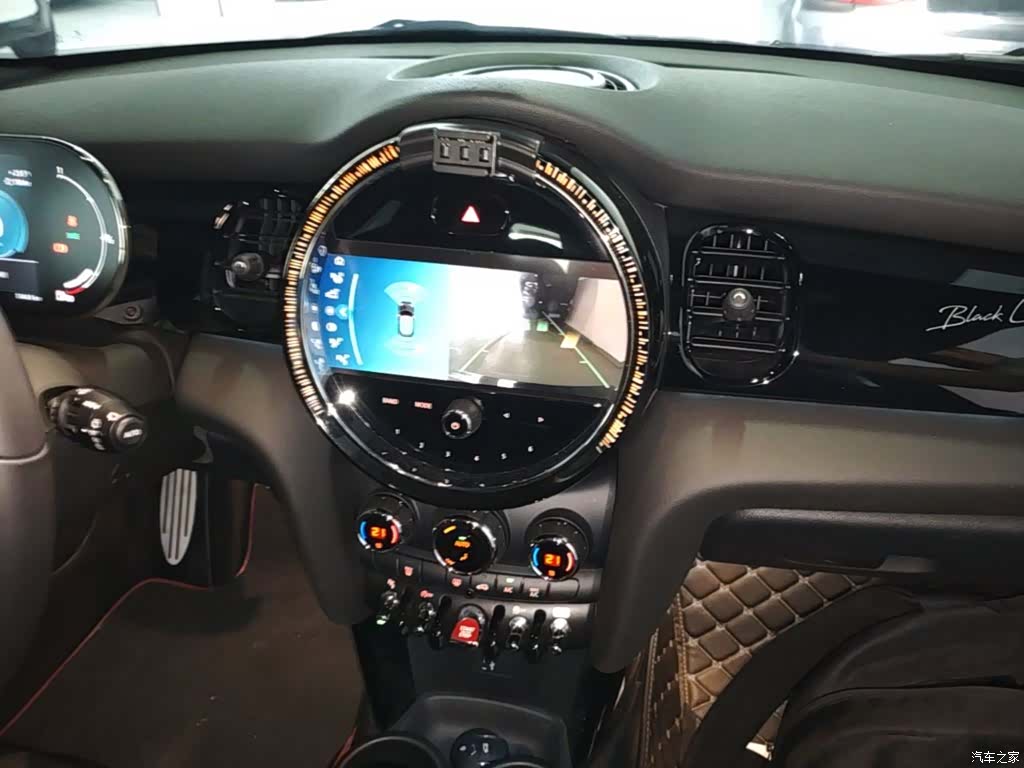 Mini Cooper, 2022 13