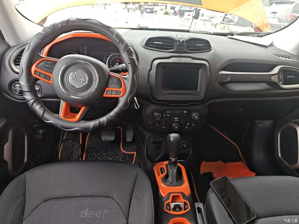 Jeep Renegade, 2019 10