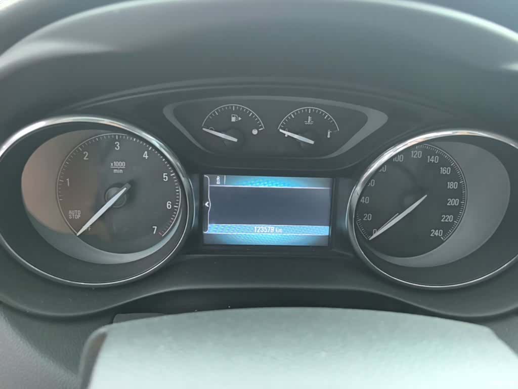Buick Envision Plus, 2015 12