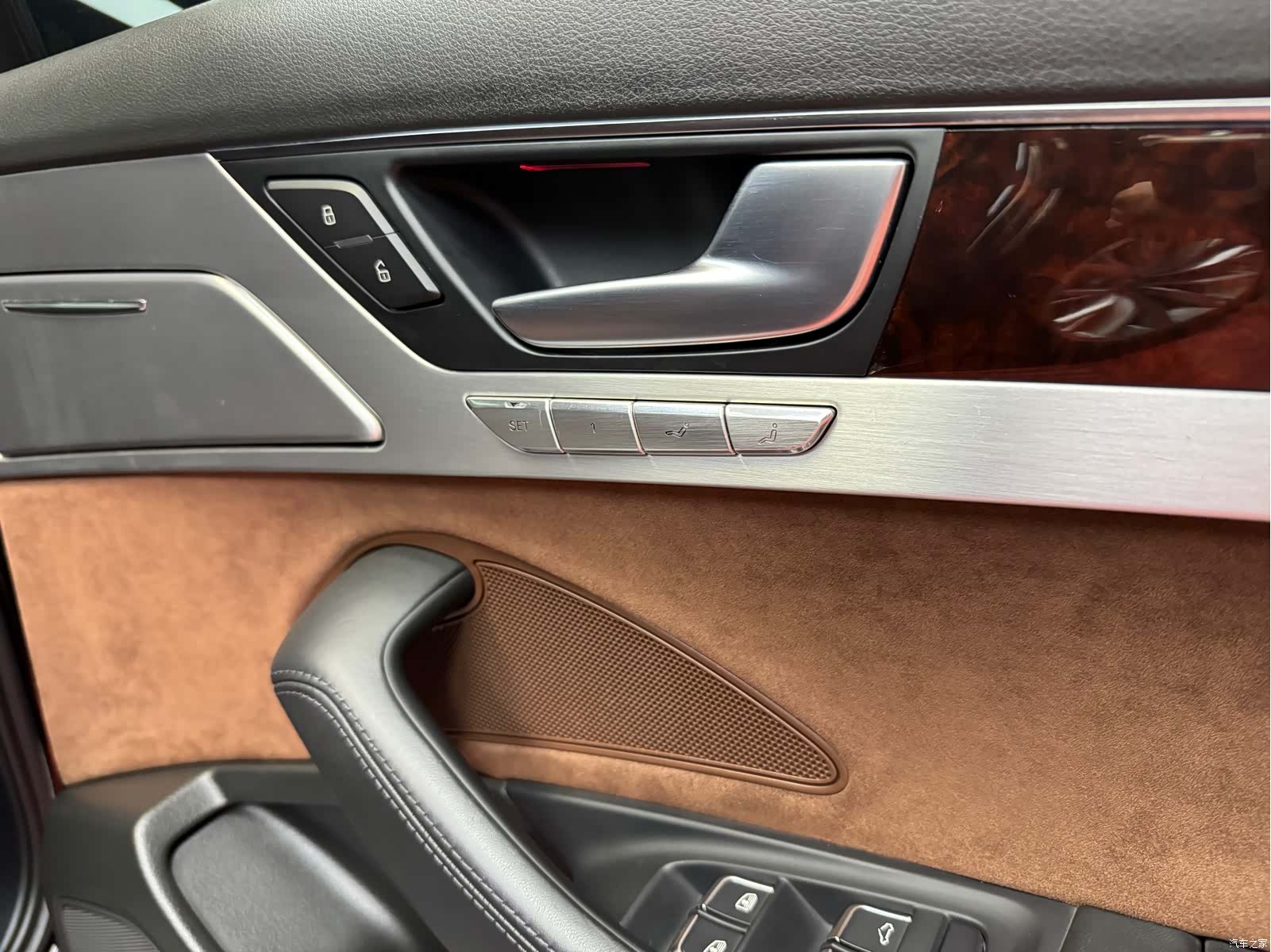 Audi A8L, 2013 30