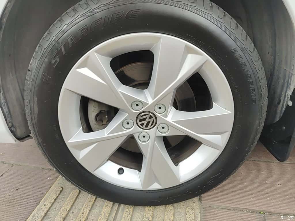 Volkswagen Bora, 2014 23