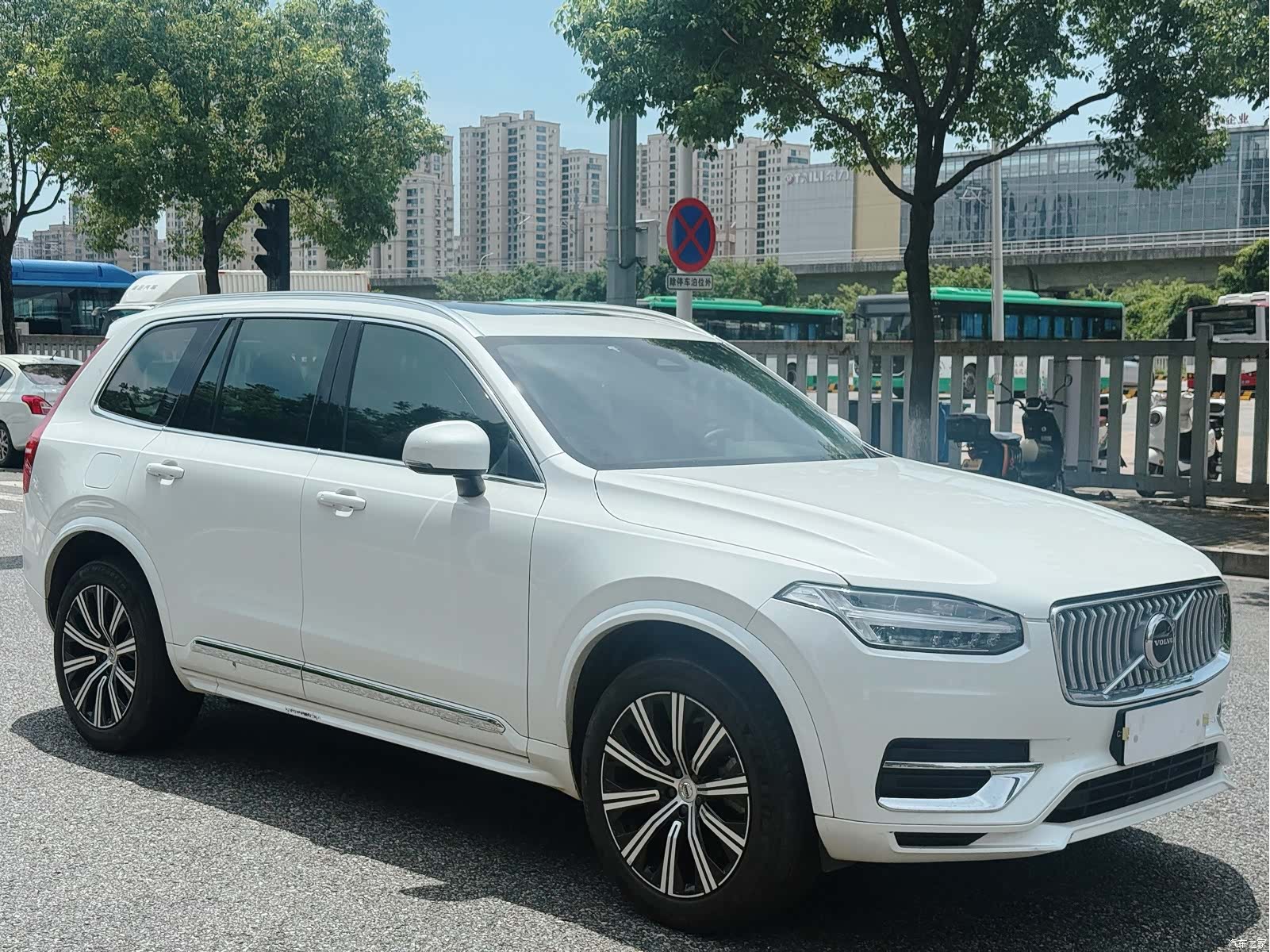 Volvo XC90, 2024 1