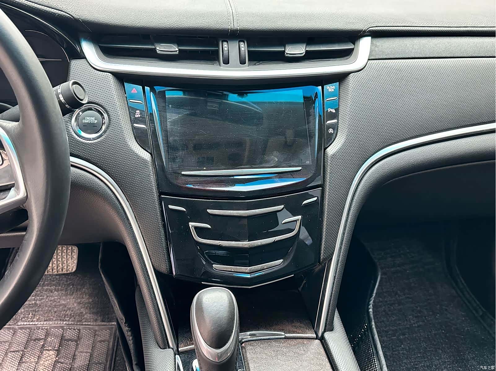 Cadillac XTS, 2018 13