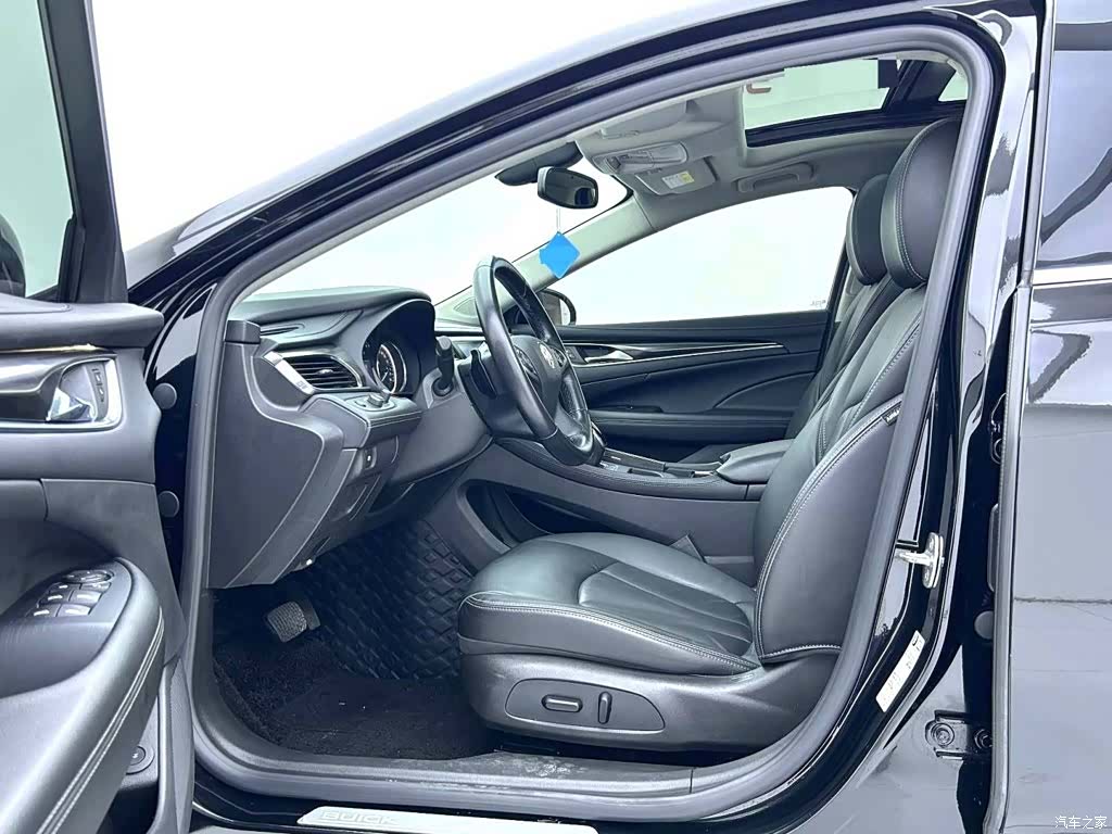 Buick LaCrosse, 2022 13