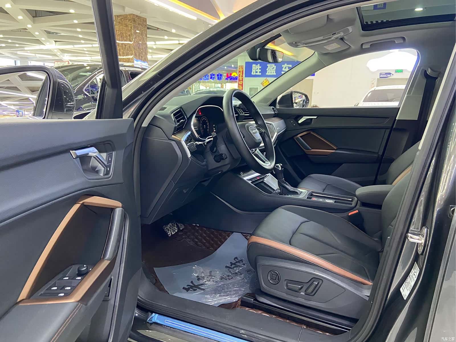 Audi Q3, 2023 7