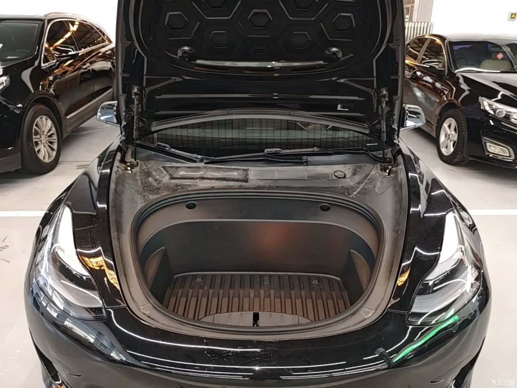 Tesla Model 3, 2023 20