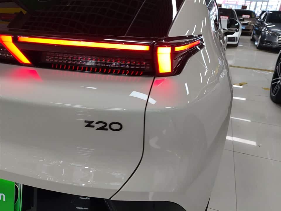 Lynk & Co Z20 Lynk & Co Z20