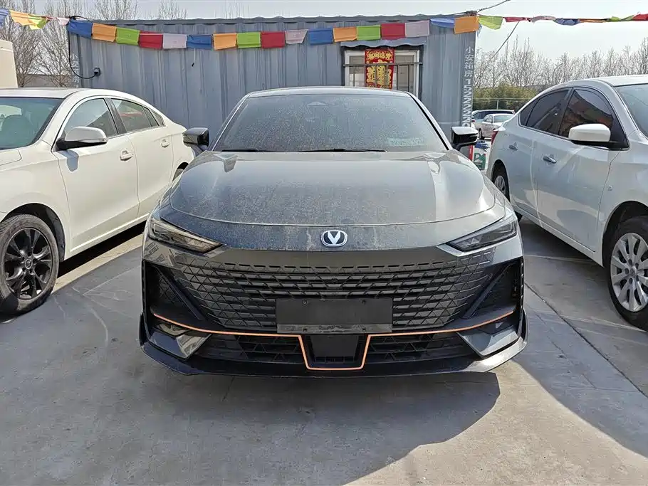 Changan UNI-V
