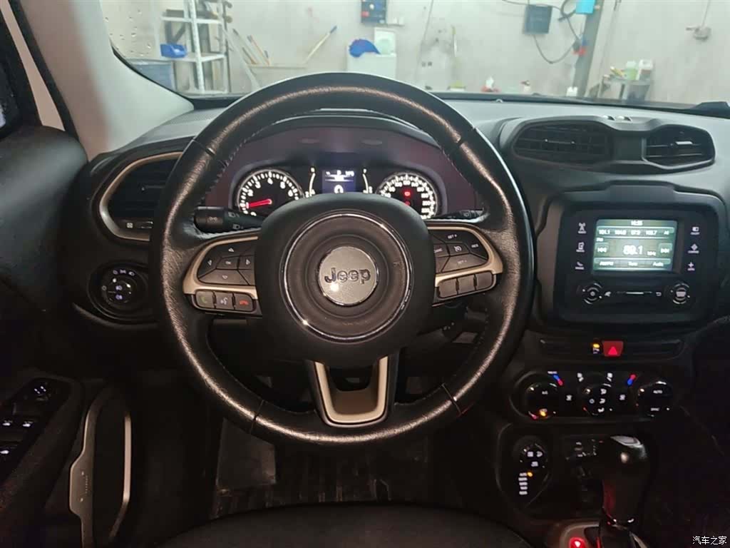 Jeep Renegade, 2017 3