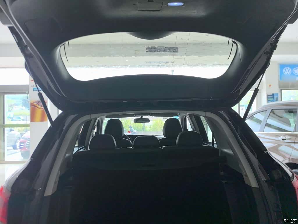 Borgward BX7, 2017 15
