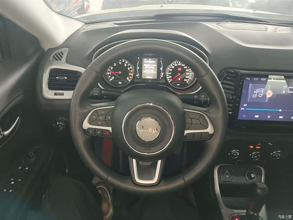 Jeep Compass, 2018 11