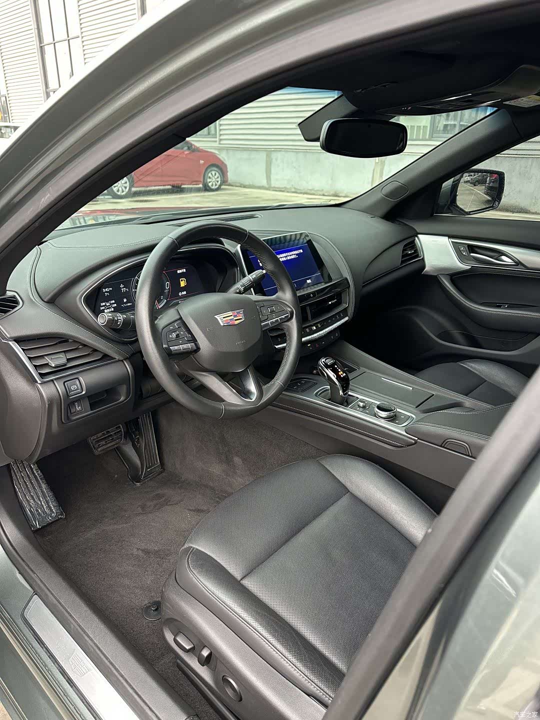 Cadillac CT5, 2024 4