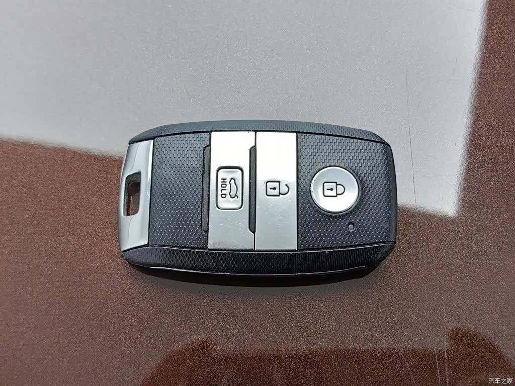 Kia GLS, 2018 19