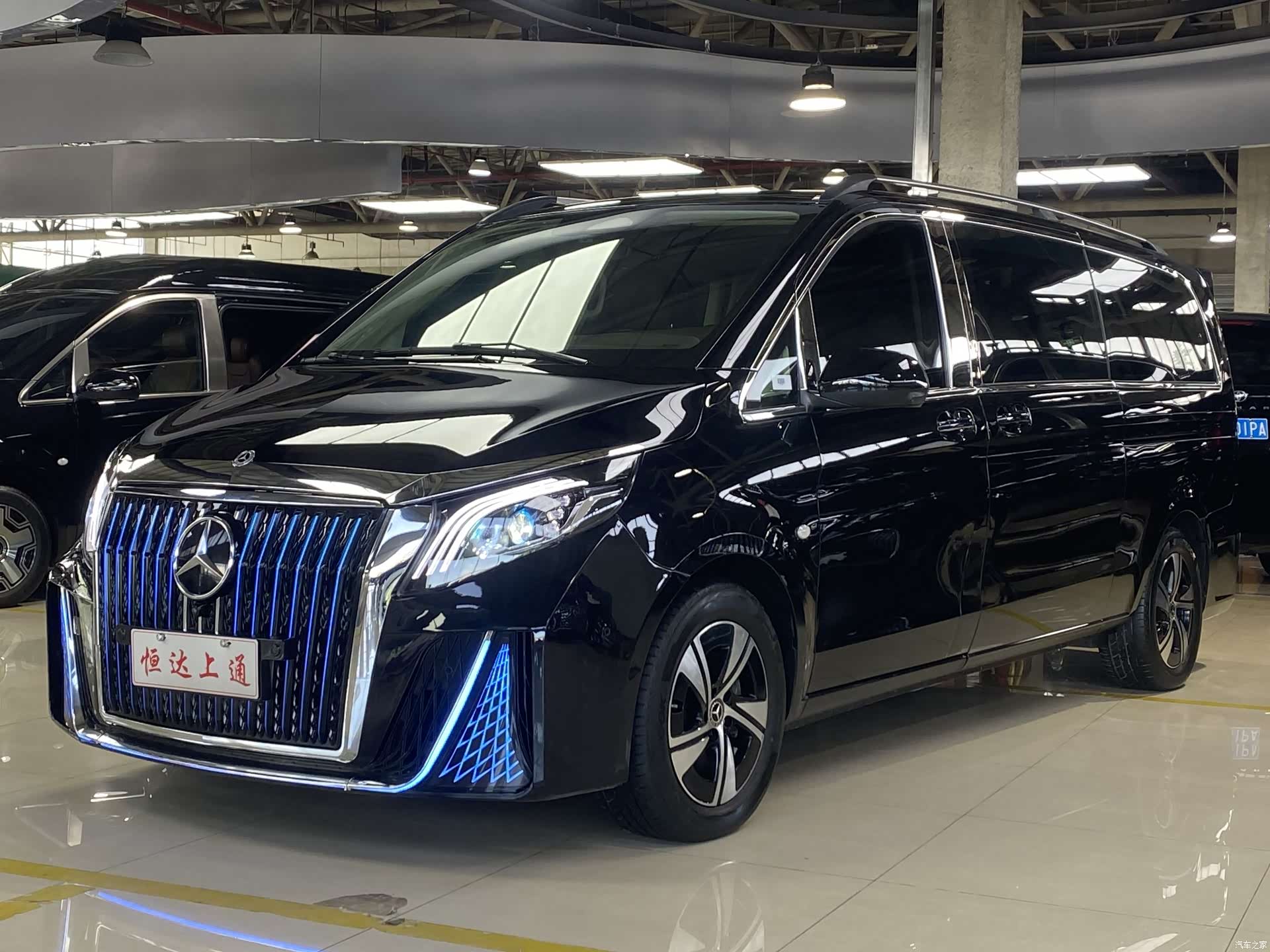 Mercedes-Benz 7, 2025 1