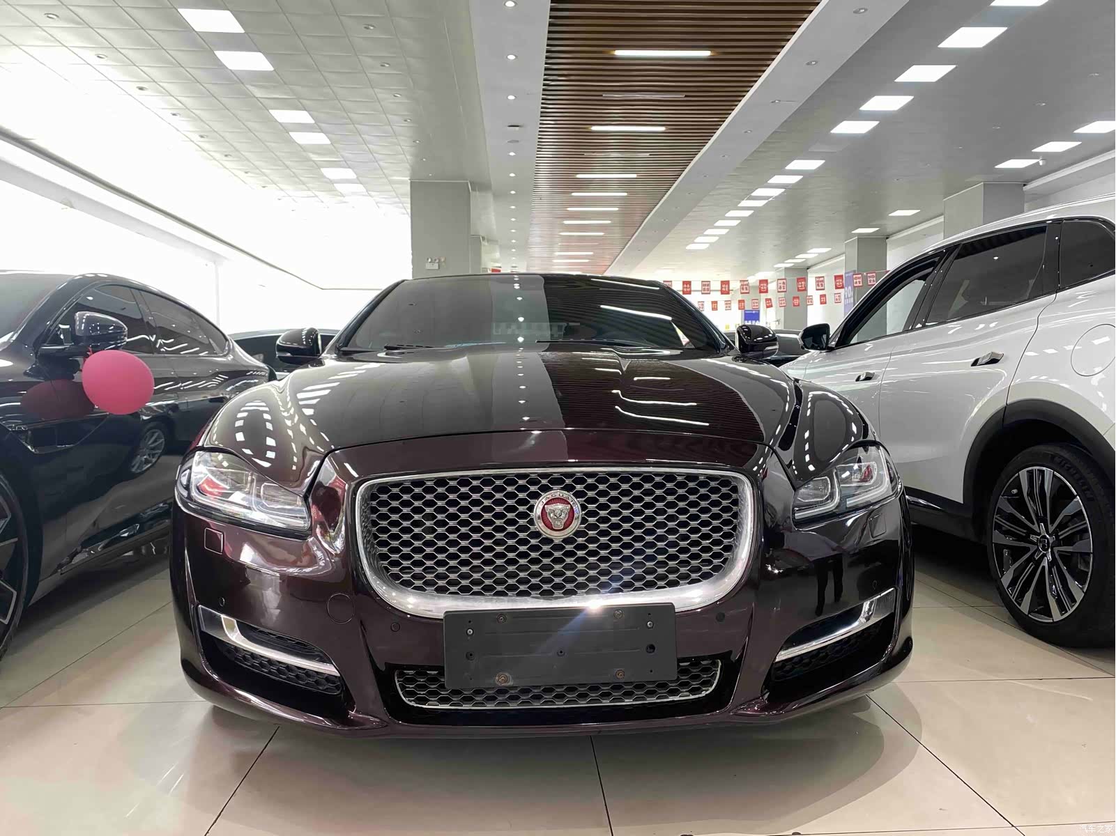 Jaguar XJ, 2017 2