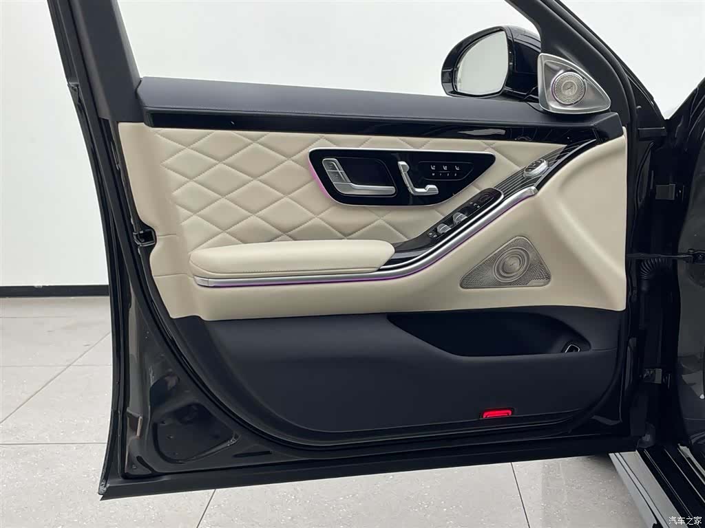 Mercedes-Benz S-Class, 2023 8