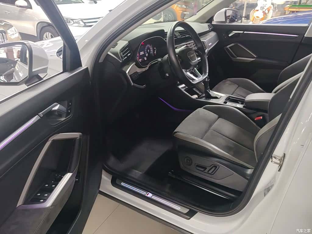 Audi Q3, 2021 16