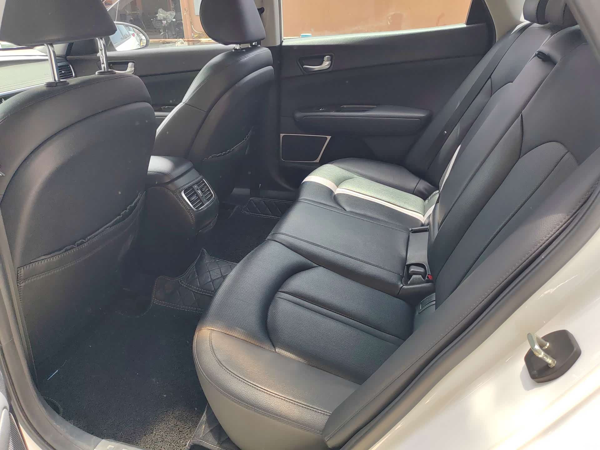 Kia K5, 2017 8