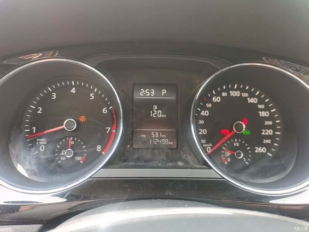 Volkswagen Sagitar, 2017 12