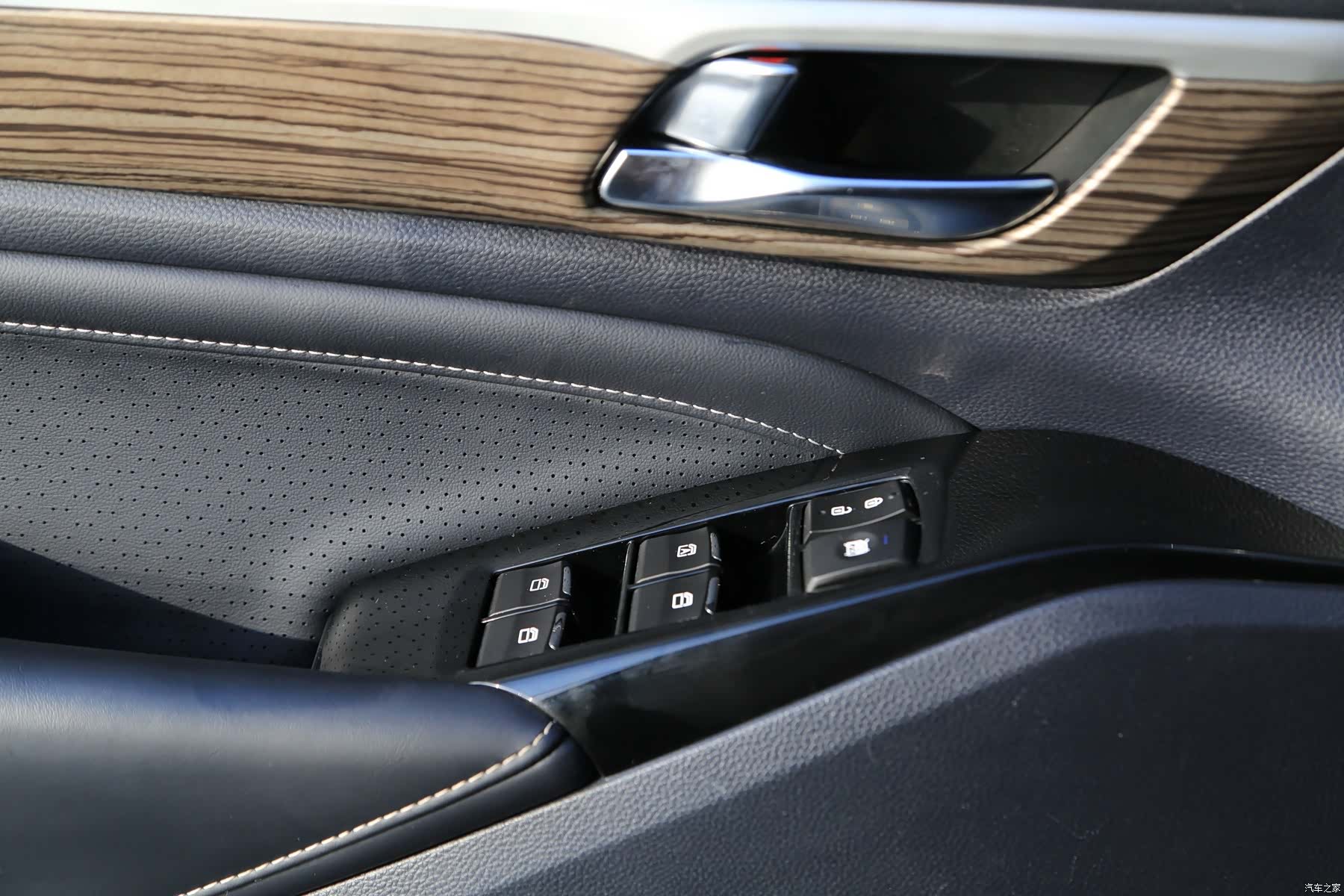 Trumpchi M8, 2022 10