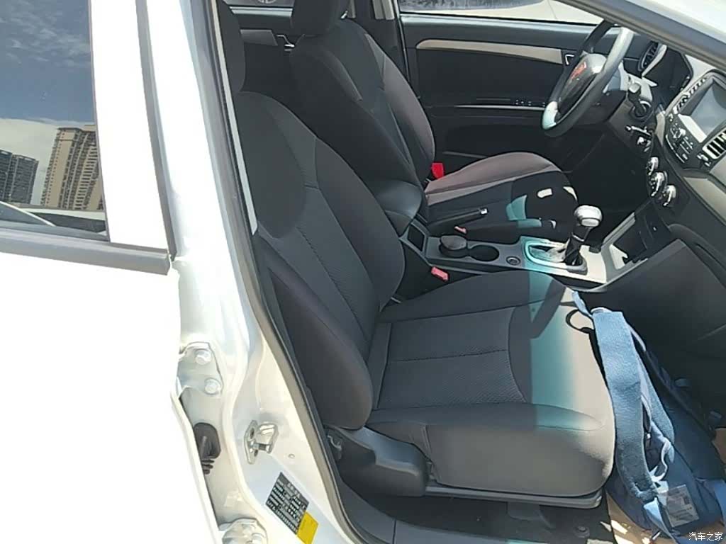 Roewe 350, 2017 25