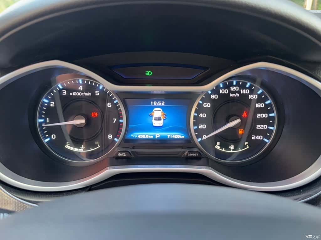 Geely Emgrand, 2017 все фото