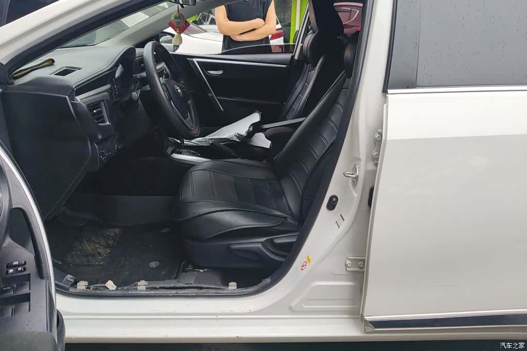 Toyota Corolla, 2015 9