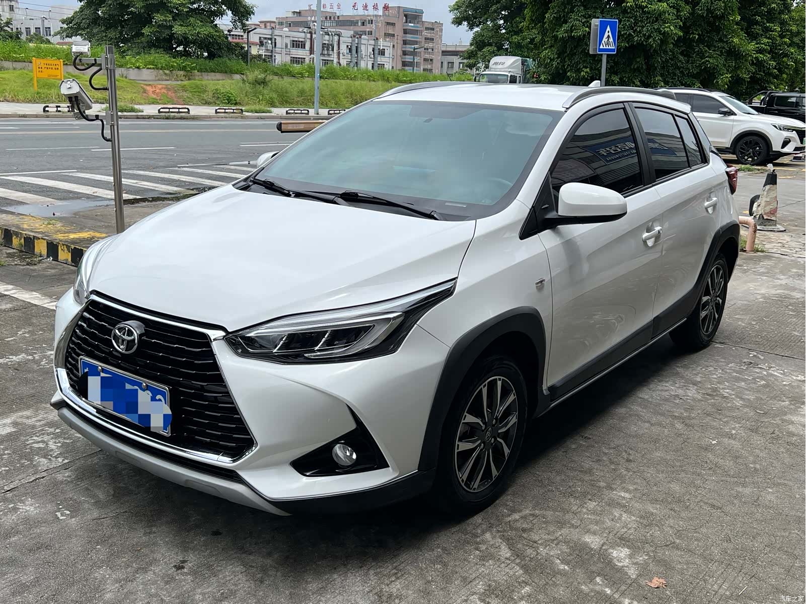Toyota YARiS L