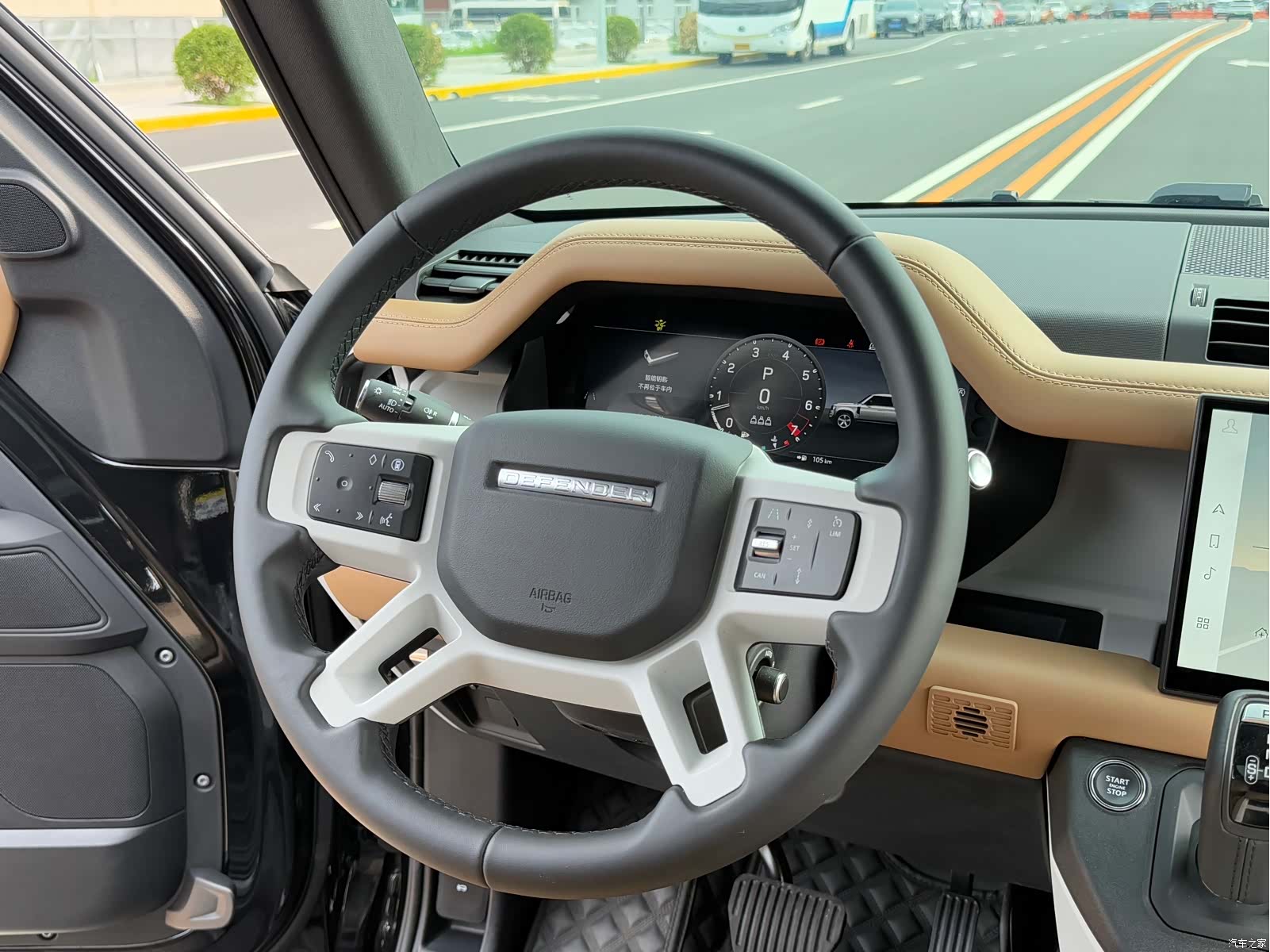 Land Rover Defender, 2025 14