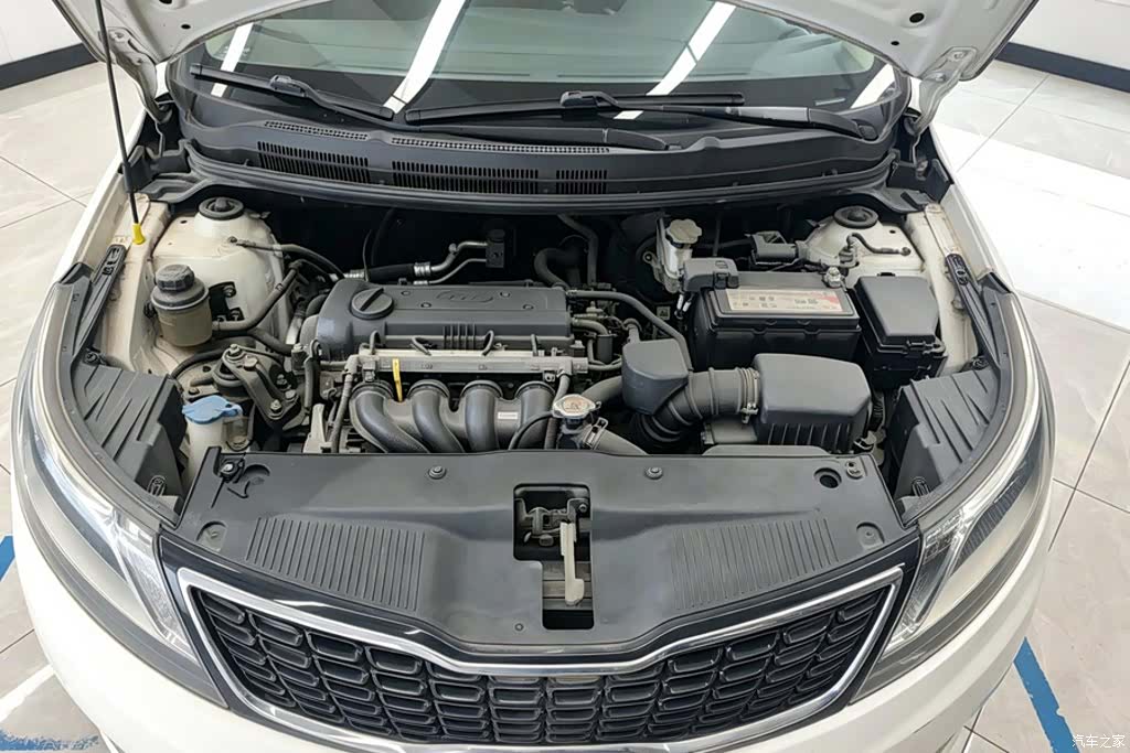 Kia K2, 2014 10